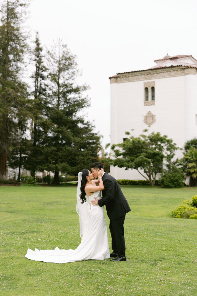 Santa barbara Courthouse elopement