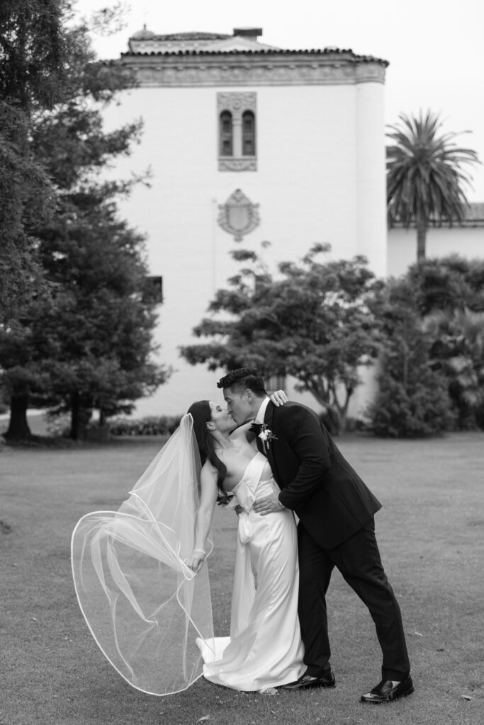 Santa barbara Courthouse elopement